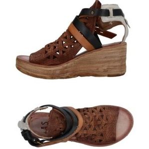 NWOT* A.S.98 (A.S98) Leather Sandals/Wedges size 8